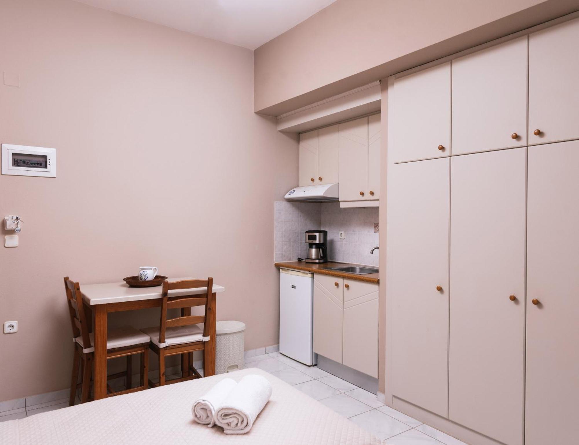 Filia Apartments ピツイディア エクステリア 写真